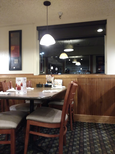 Restaurant «Perkins Restaurant & Bakery», reviews and photos, 325 S Duff Ave, Ames, IA 50010, USA