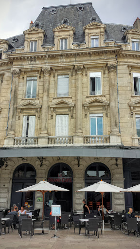 Le Grand Café