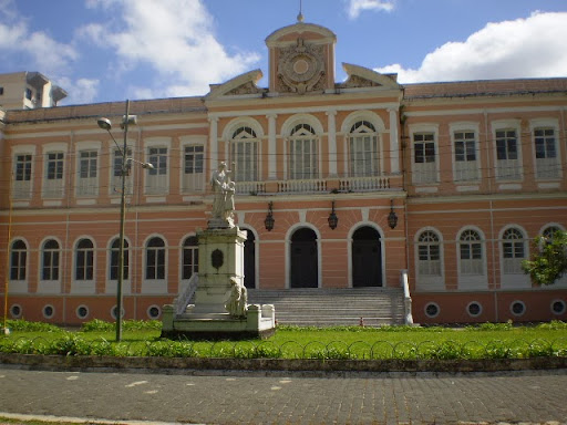 Colégio Gentil Bittencourt, Av. Gov Magalhães Barata, 137 - Nazaré, Belém - PA, 66035-170, Brasil, Colégio_Privado, estado Pará