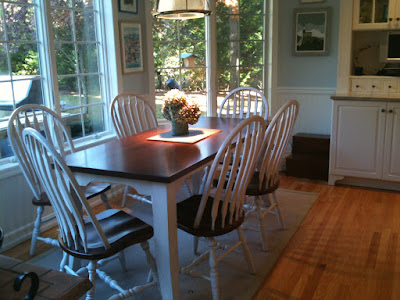 Pennsylvania Shaker Table and Missouri Dining Chairs