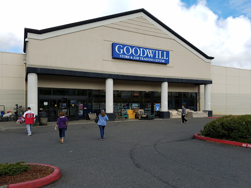 Thrift Store «Goodwill Silverdale», reviews and photos, 10001 Mickelberry Rd NW, Silverdale, WA 98383, USA