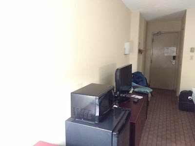 Photos of Travelodge Toronto East