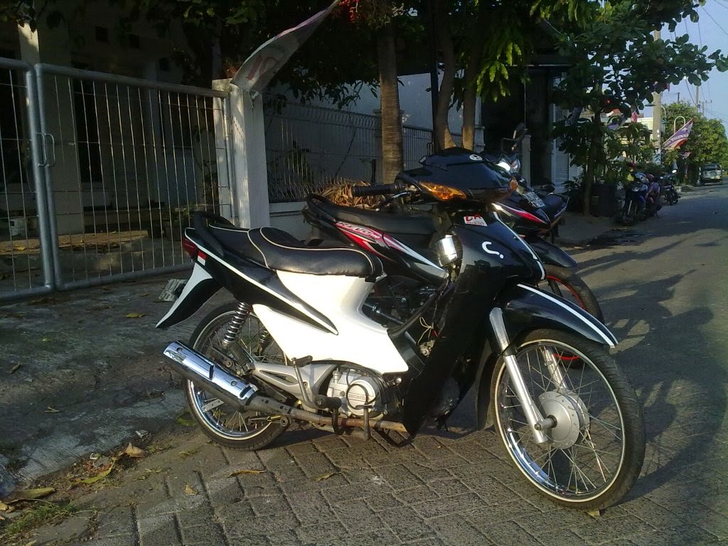 Koleksi Ide Modifikasi Motor Supra Fit X 2007 Terbaru Palm