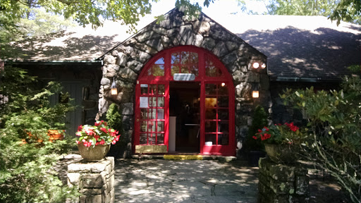 Tourist Attraction «The Blowing Rock», reviews and photos, 432 The Rock Rd, Blowing Rock, NC 28605, USA