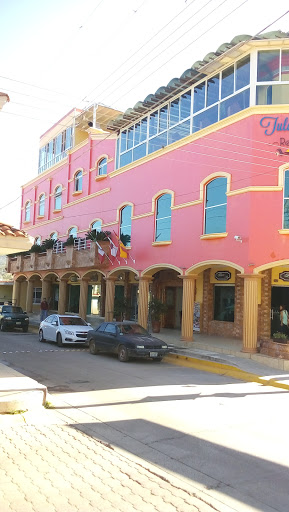 Hotel San Gabriel, Calle Puebla Sur 54, Centro, Unión de Tula, Jal., México, Hotel en el centro | JAL