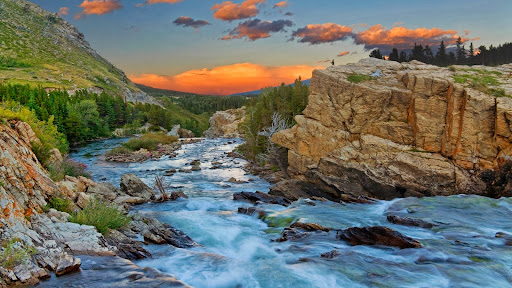 Many Glacier Sunset, Montana.jpg