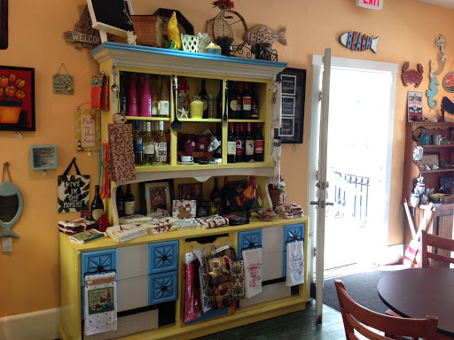 Cafe «Sandpiper Cafe and Gifts», reviews and photos, 833 Douglas Ave, Dunedin, FL 34698, USA