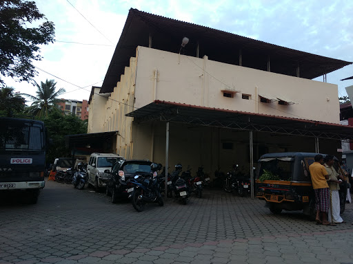 Palakkad Town South Police Station, Coimbatore Rd, Kunathurmedu, Palakkad, Kerala 678013, India, Police_Station, state KL