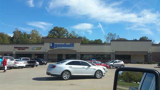 Thrift Store «Goodwill Retail Store of Cape Girardeau», reviews and photos