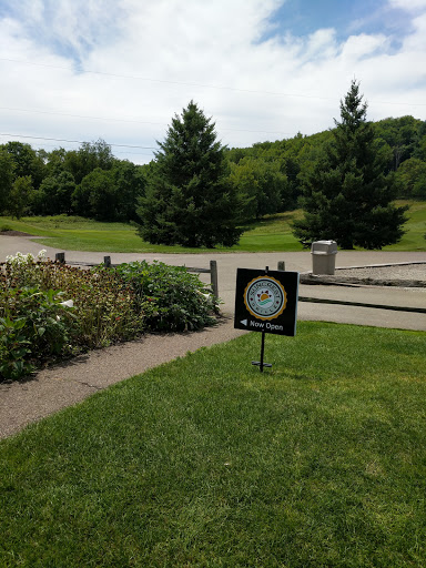 Golf Course «Suncrest Golf Course», reviews and photos, 137 Brownsdale Rd, Butler, PA 16002, USA