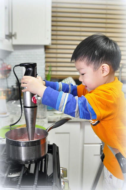 make your own stawberry jam