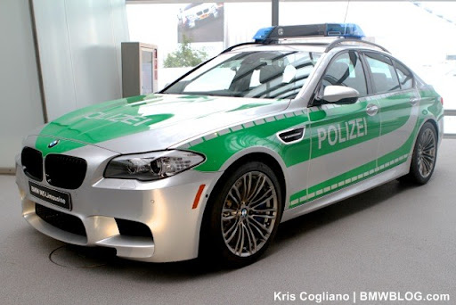 BMW-M5-polizei-12