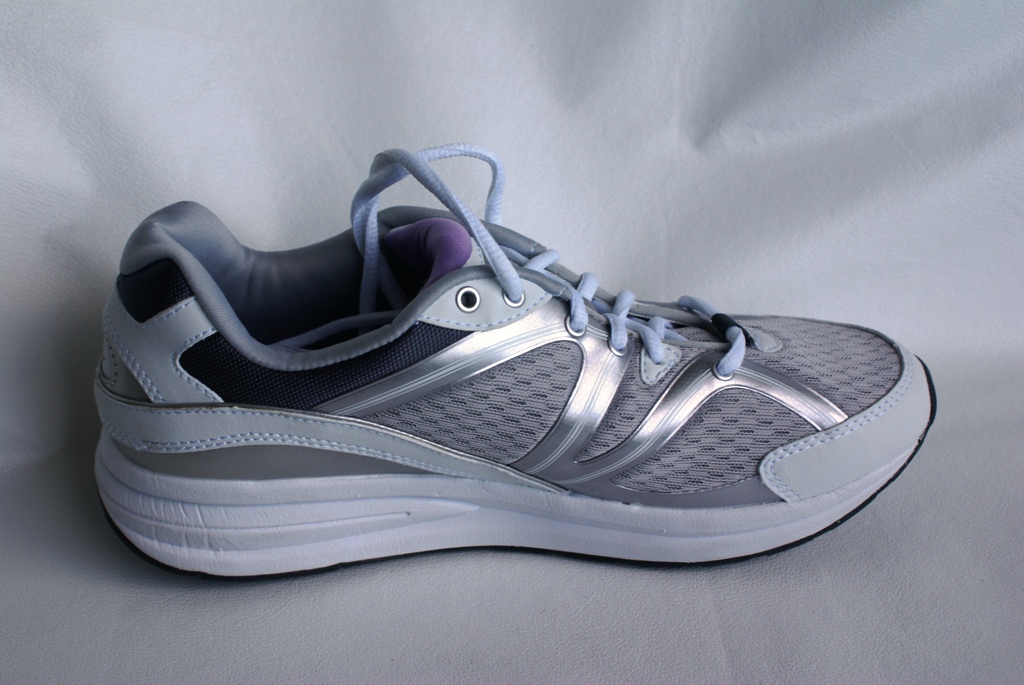 curve shoes walking