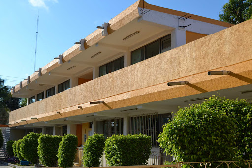 Colegio Guadalupe Victoria, Revolución 318, Barrio de Sta Ana, 24050 Campeche, Camp., México, Instituto | CAMP