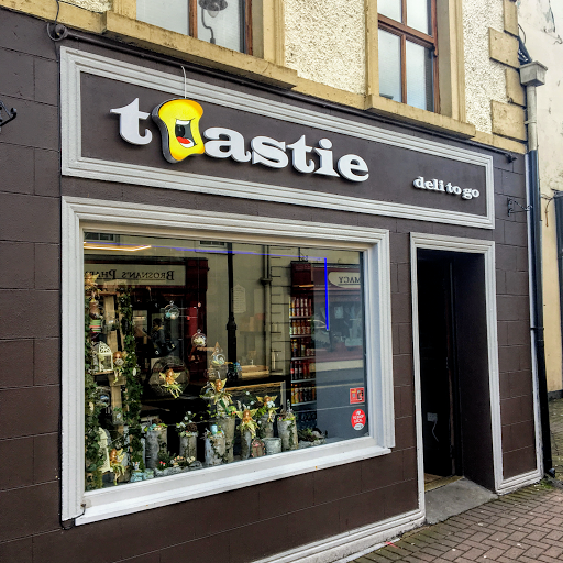 Toastie Cafe logo