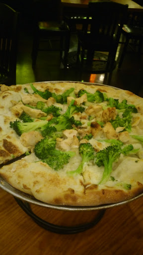 Italian Restaurant «Lui Lui», reviews and photos, 259 Daniel Webster Hwy, Nashua, NH 03060, USA