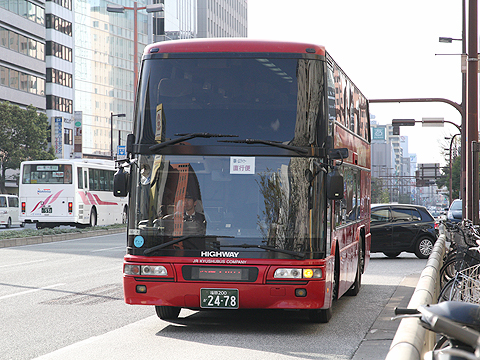 JR九州バス「福岡山口ライナー」　744-2952　福岡天神にて