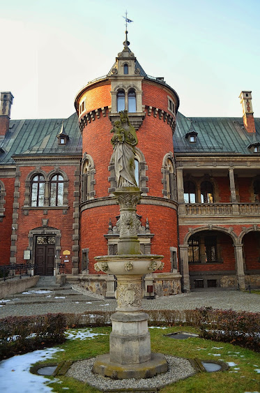 Pławniowice Pałac - Zespół Pałacowo Parkowy w Pławniowicach