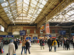 Victoria Station - craziness Victoria Station - craziness