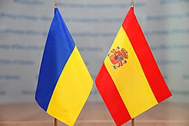 Усний послідовний переклади з іспанської мови.