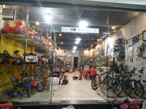 Taneja Cycle Works, Turner Rd, Morowala, Clement Town, Dehradun, Uttarakhand 248001, India, Bicycle_Shop, state UK