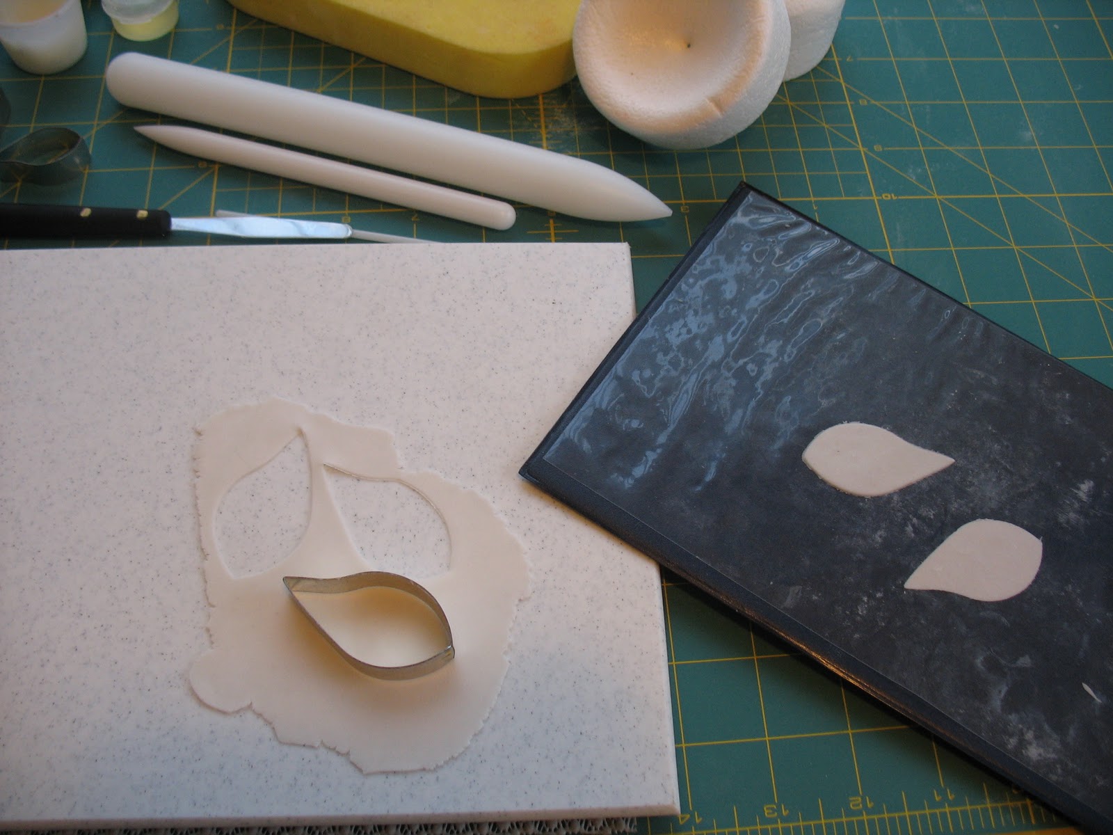 Shaile's Edible Art The making of the Gardenia