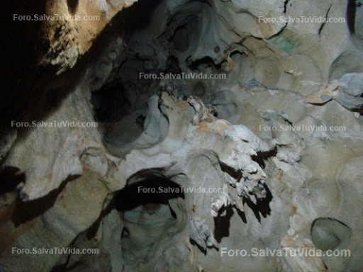 La cueva de las calaveras, Benidoleig, Alicante DSC05877
