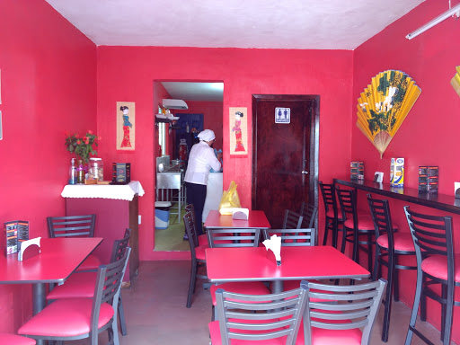 King Roll, 58230, Calle de Bucareli 852, Vasco de Quiroga, Morelia, Mich., México, Restaurante vasco | MICH