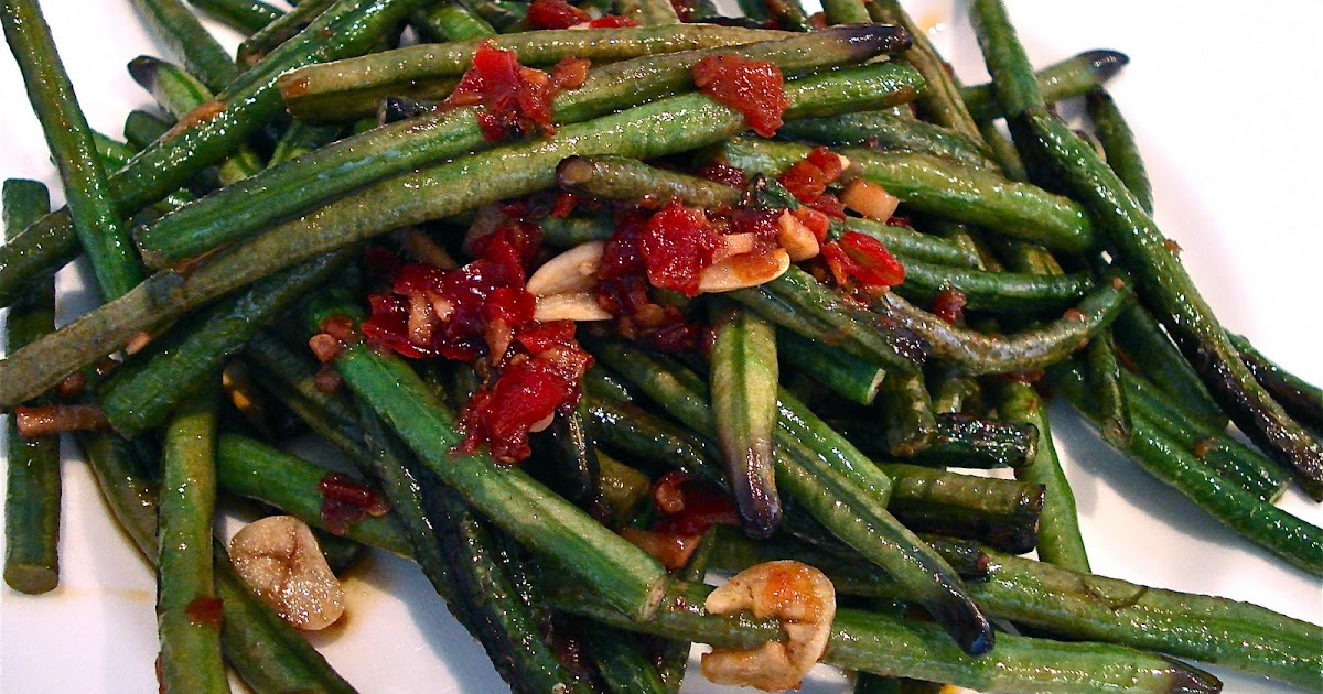 Behind The Burners: SNAKE BEANS WITH ROASTED CHILLI PASTE