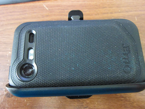 Remove the otterbox case from iPhone - A guide