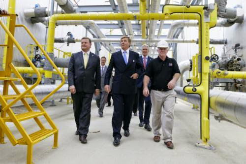Americas First Cellulosic Biofuel Plant To Use Corn Waste Is Open In Iowa