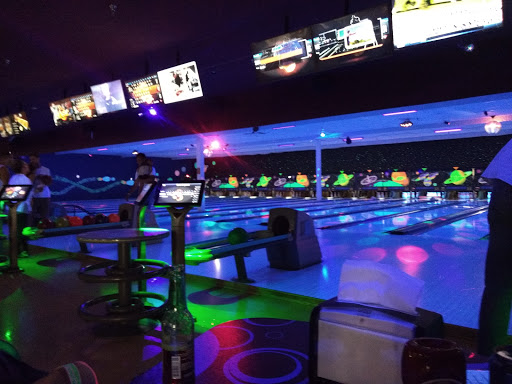 Bowling Alley «Wilsonville Lanes», reviews and photos, 29040 Town Center Loop E #a, Wilsonville, OR 97070, USA