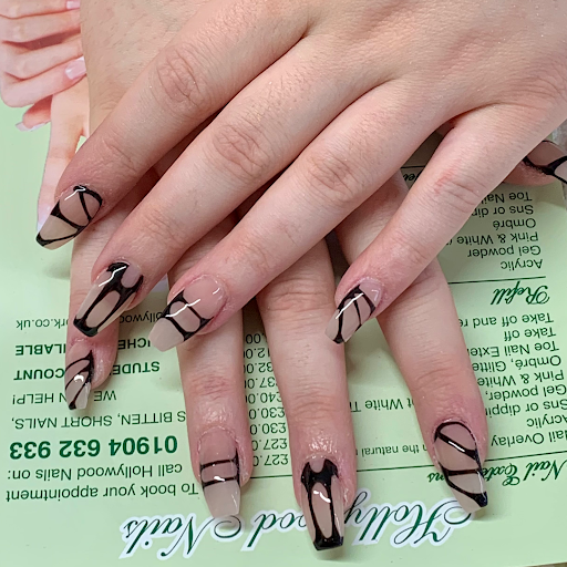 Hollywood Nails of York logo