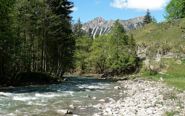 Ostrach im Hintersteinertal Hindelang Allgäu