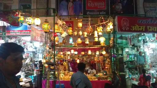 B.K The Antique & Handicraft Store, 8/85, Sarafa Bazaar, Beragpura, Sarafa Bazar, Bada, Sarafa Bazaar, Beragpura, Sarafa Bazar, Bada, Gwalior, Madhya Pradesh 474001, India, Handicraft_Store, state MP