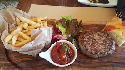 Photos of Zuzori