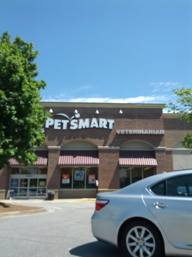 Pet Supply Store «PetSmart», reviews and photos, 625 W Crossville Rd, Roswell, GA 30075, USA