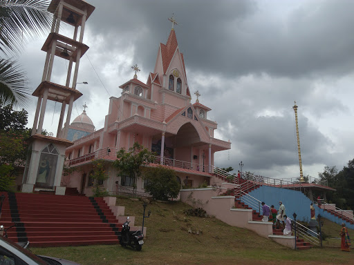 Sacred Heart Malankara Catholic Church, NH 183A, Mylapra, Pathanamthitta, Kerala 689671, India, Christian_Church, state KL