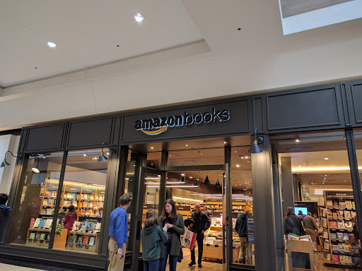 Book Store «Amazon Books», reviews and photos, 9585 SW Washington Square Rd, Portland, OR 97223, USA