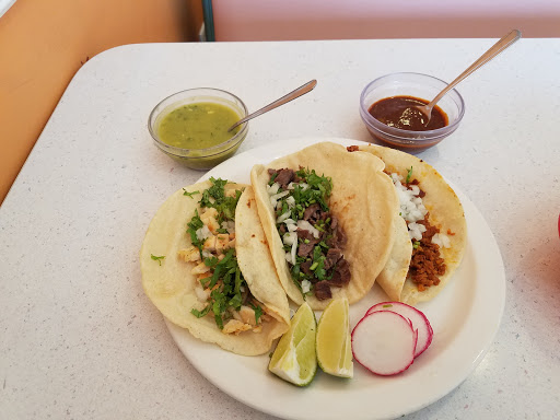 Mexican Restaurant «El Ranchito Mexican Restaurant», reviews and photos, 51 Main St, Woodbridge, NJ 07095, USA
