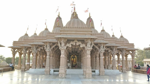 Swaminarayan Temple, Hajikhana Bazar Rd, Old Town, Bharuch, Gujarat 392001, India, Place_of_Worship, state GJ