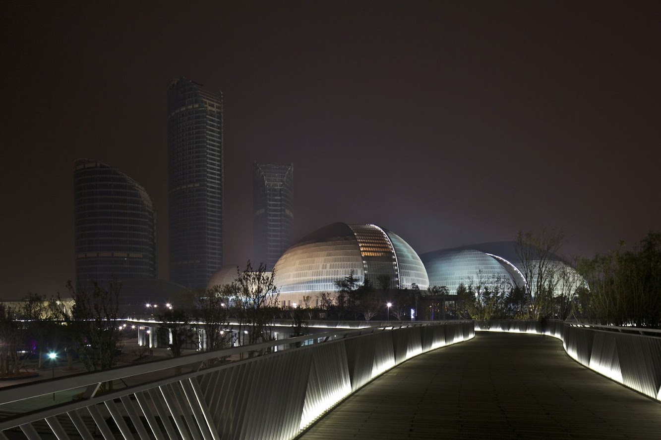 Jinan, Sciantung, Cina: Jinan Grand Theater by Paul Andreu Architecte