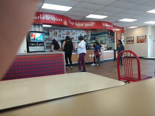 Fast Food Restaurant «KFC», reviews and photos, 2040 N Main St Ste 129, Salinas, CA 93906, USA
