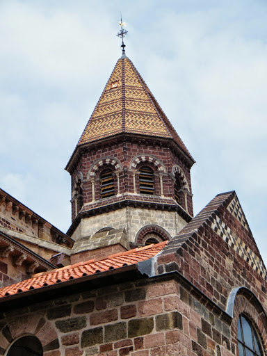 Basilique Saint-Julien