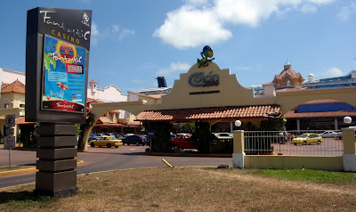 Colon Shopping Center