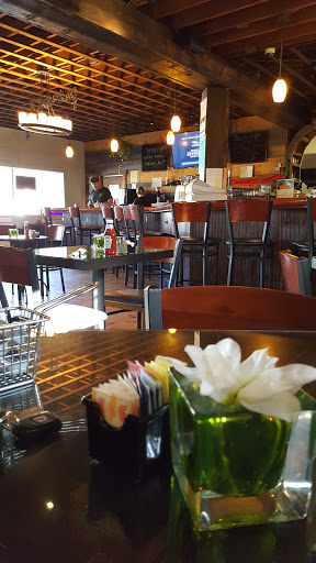Restaurant «Milestone Kitchen & Bar», reviews and photos, 1106 Pontiac Ave, Cranston, RI 02920, USA