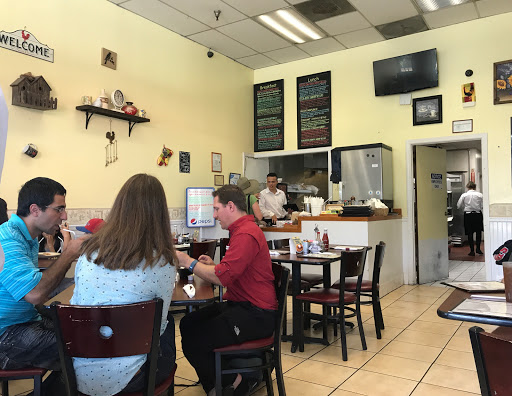 Cafe «Ferretiz Grill & Cafe», reviews and photos, 3200 E Los Angeles Ave #8, Simi Valley, CA 93065, USA