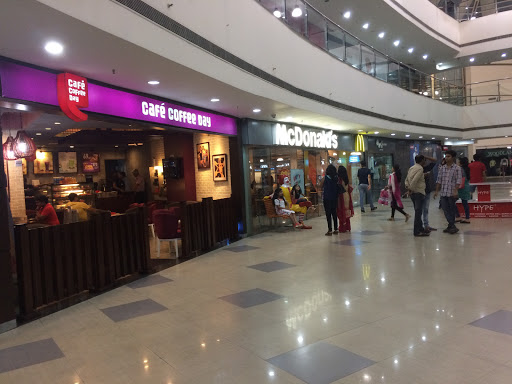 Café Coffee Day - Inside Pheonix Mall, Inside Phoenix Mall, Pilibhit Bypass, Ujjwal Phase 1, Mahanagar Colony, Phoenix Mall, Bareilly, Uttar Pradesh 243006, India, Coffee_Shop, state UP