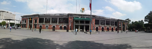 H. Ayuntamiento de Tlalnepantla de Baz, Calle Vallarta, Tlalnepantla Centro, 54000 Tlalnepantla, Méx., México, Oficinas del ayuntamiento | EDOMEX