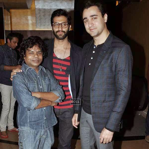 Akshay Oberoi poses with Omkar Das Manikpuri and Imran Khan during the premiere of Bollywood movie Pizza, held at PVR in Mumbai, on July 17, 2014.(Pic: Viral Bhayani)